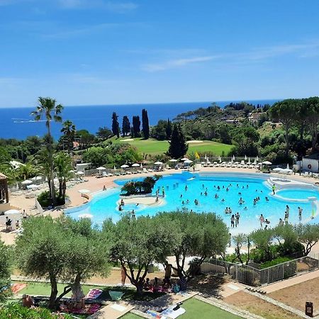 Huuummm C'Est La ! Beau T2 Cap Esterel Village Avec Clim ! Saint-Raphaël Екстериор снимка